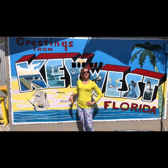 Meet your Posher, Kelly - Picture 1 of 2